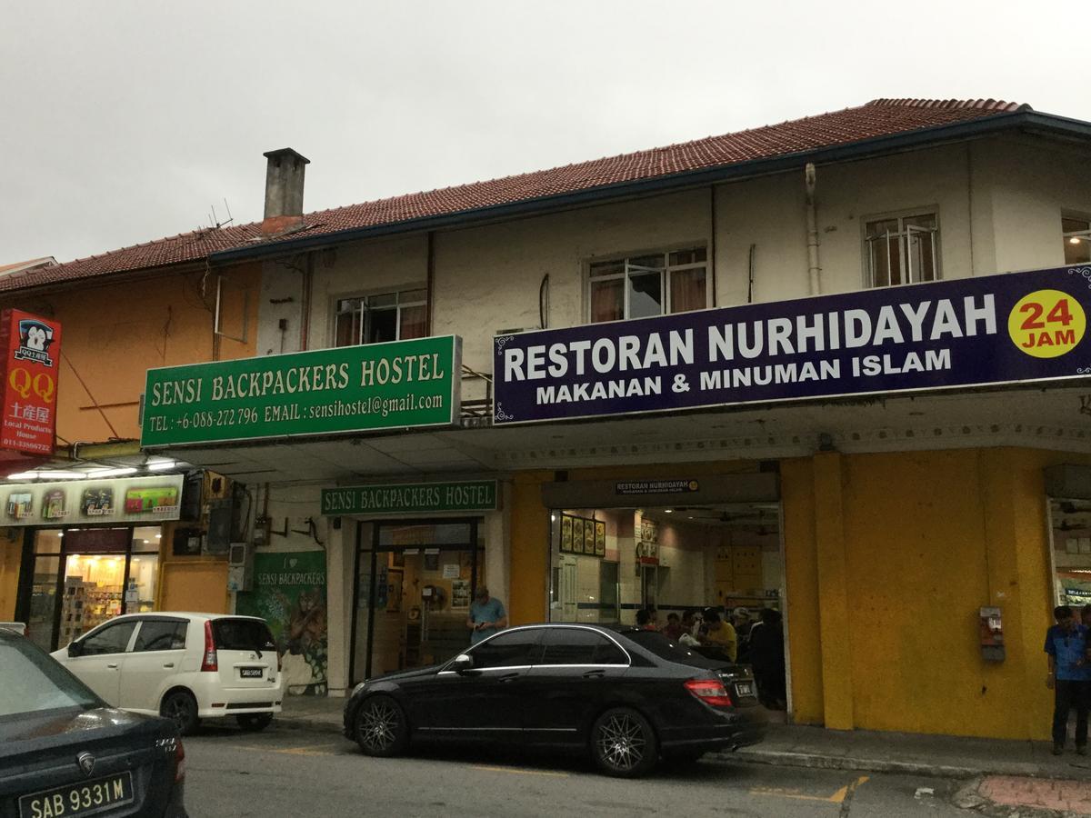 Sensi Backpackers Hostel Kota Kinabalu Exterior photo