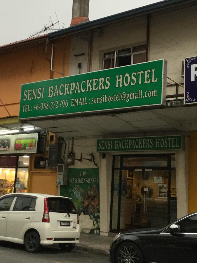 Sensi Backpackers Hostel Kota Kinabalu Exterior photo