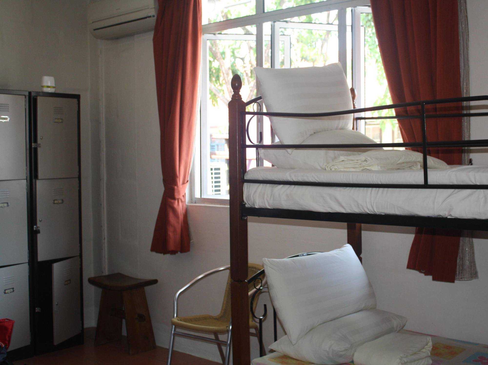 Sensi Backpackers Hostel Kota Kinabalu Exterior photo