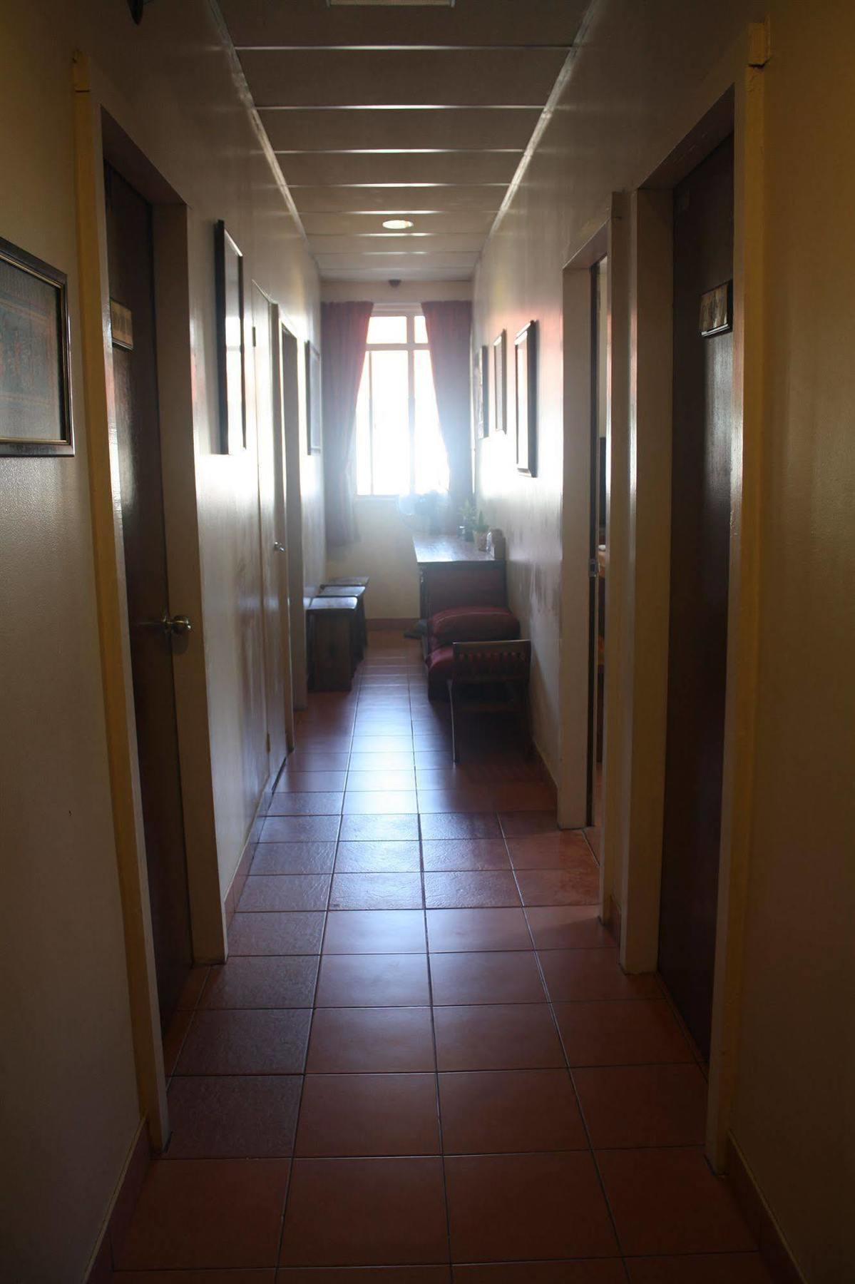 Sensi Backpackers Hostel Kota Kinabalu Exterior photo